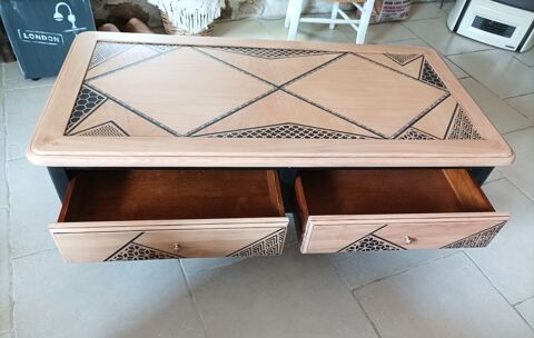 Jolie Table BASSE MERISIER MASSIF RELOOKE 300 Palluau (85)