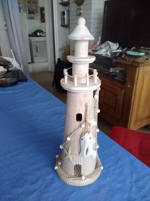 Phare en bois décoré 10 Le Havre (76)