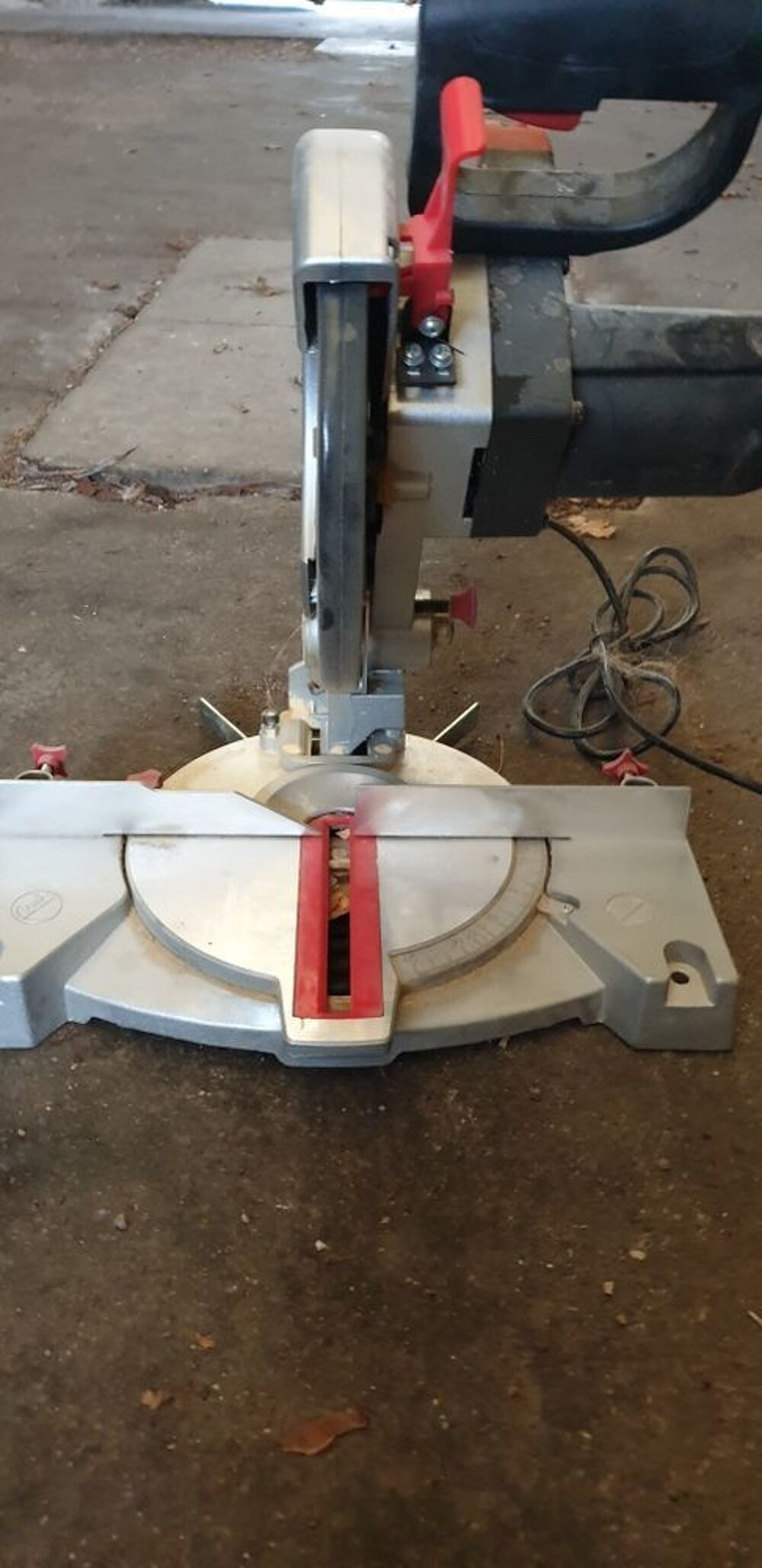 scie a onglet Bricolage