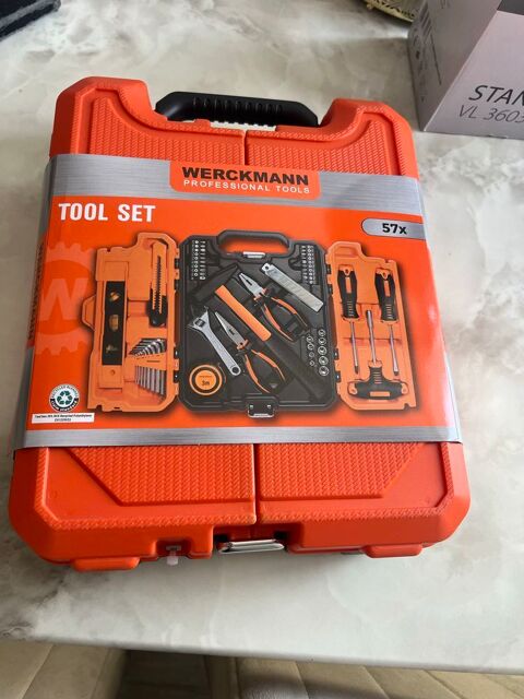 caisse &agrave;  outils 50 93000 Bobigny