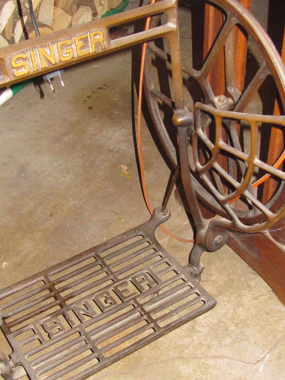 MACHINE &agrave; COUDRE SINGER 1927 