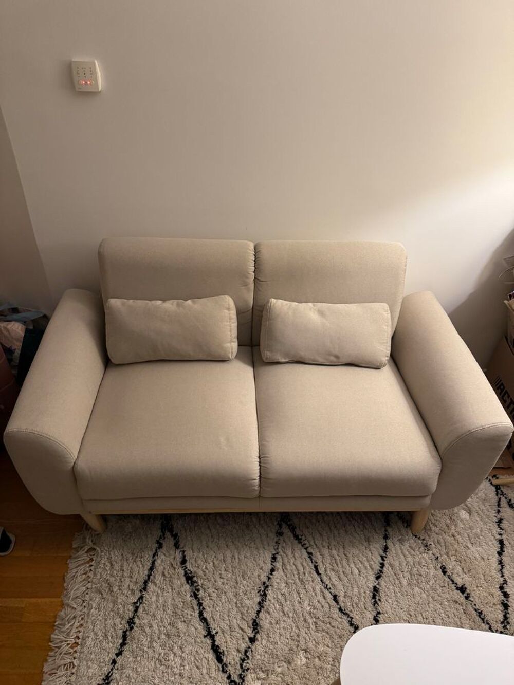 Canap&eacute; Miliboo Beige Meubles