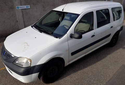Dacia Logan MCV 1.6 MPI 7 places Ambiance 2008 occasion Divonne-les-Bains 01220