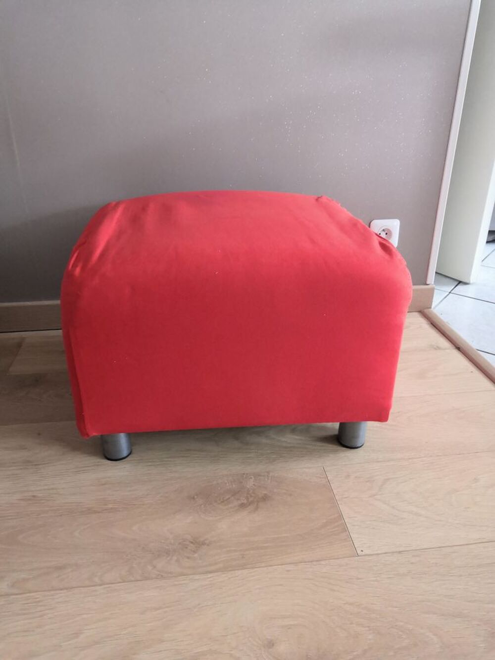 Pouf rouge Ikea Meubles