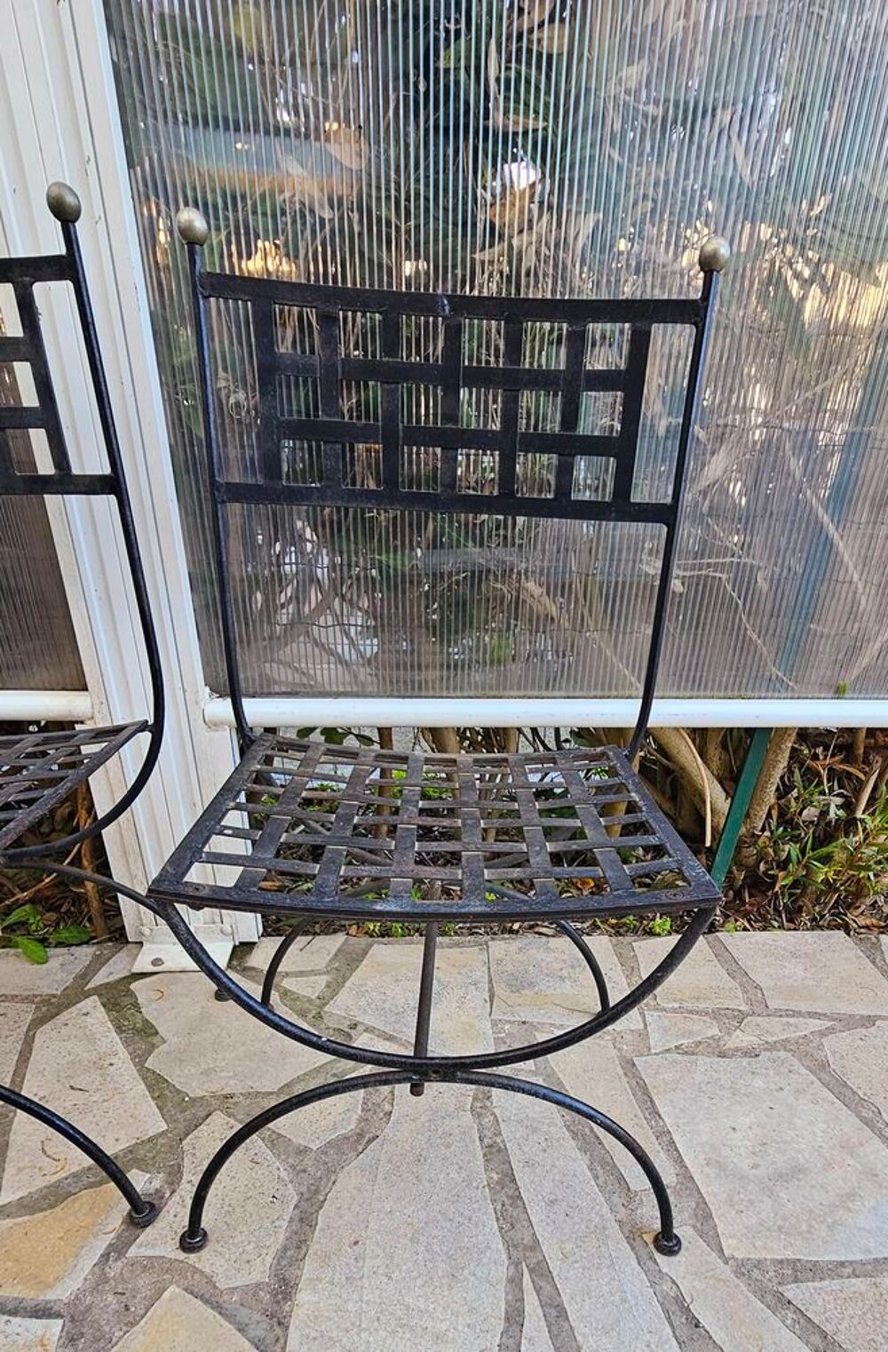  4 chaises de jardin m&eacute;tal noir d'occasion. Jardin