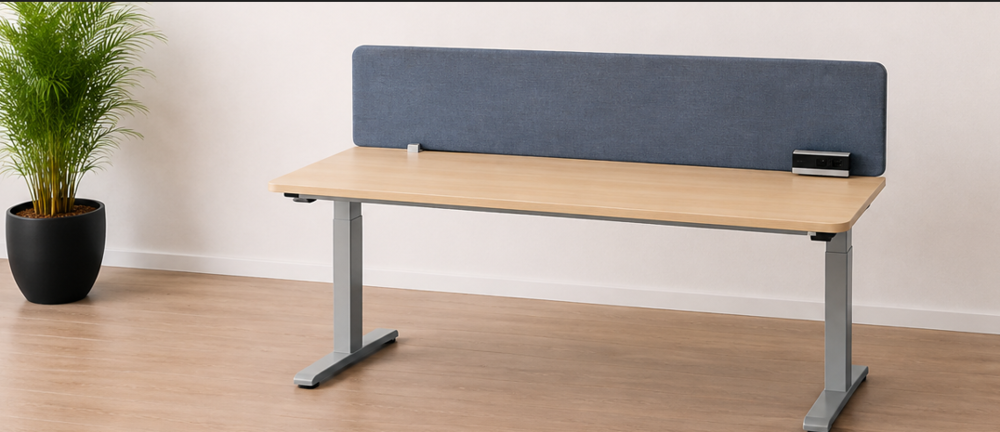 Bureau de grande marque avec prise electrique
Meubles