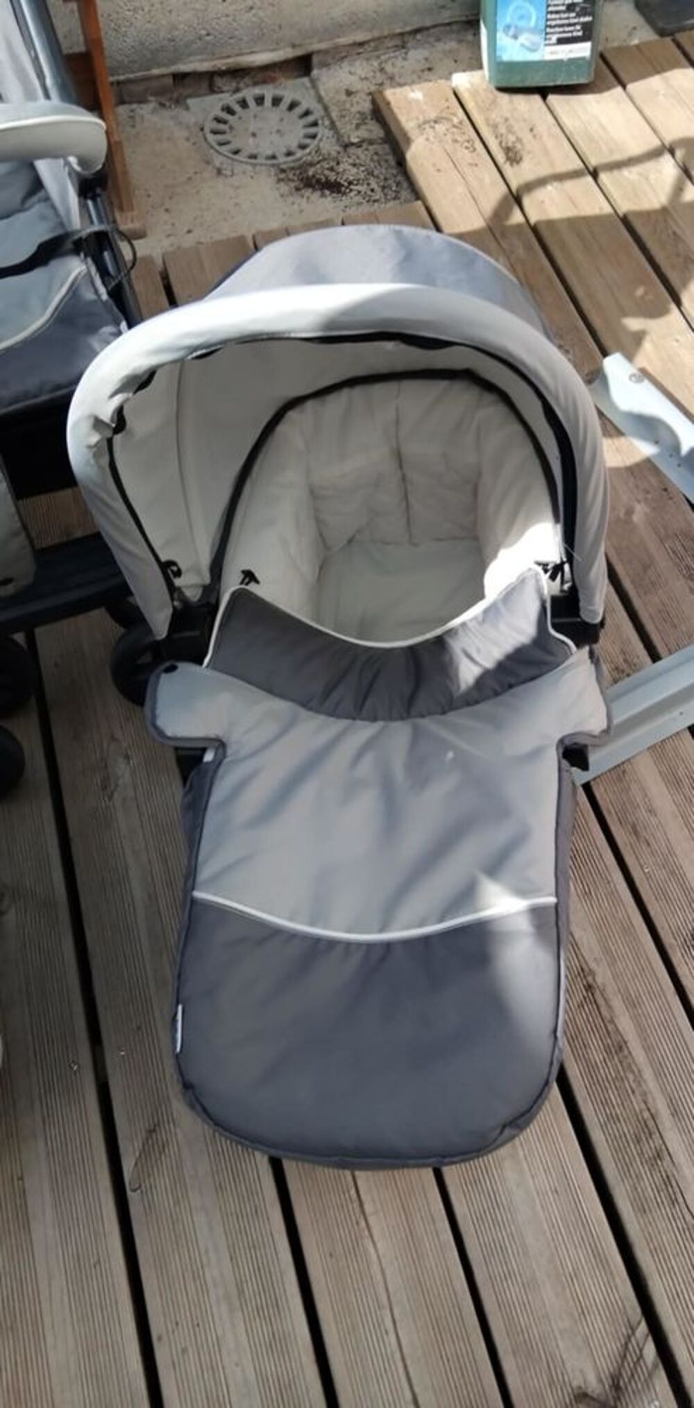 poussette 3 en 1 marque shauck tres bonne etat pas abimer Pu�riculture