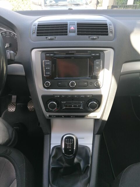 Skoda Octavia 1.6 TDI 105 CR FAP Elegance 2011 occasion Créteil 94000