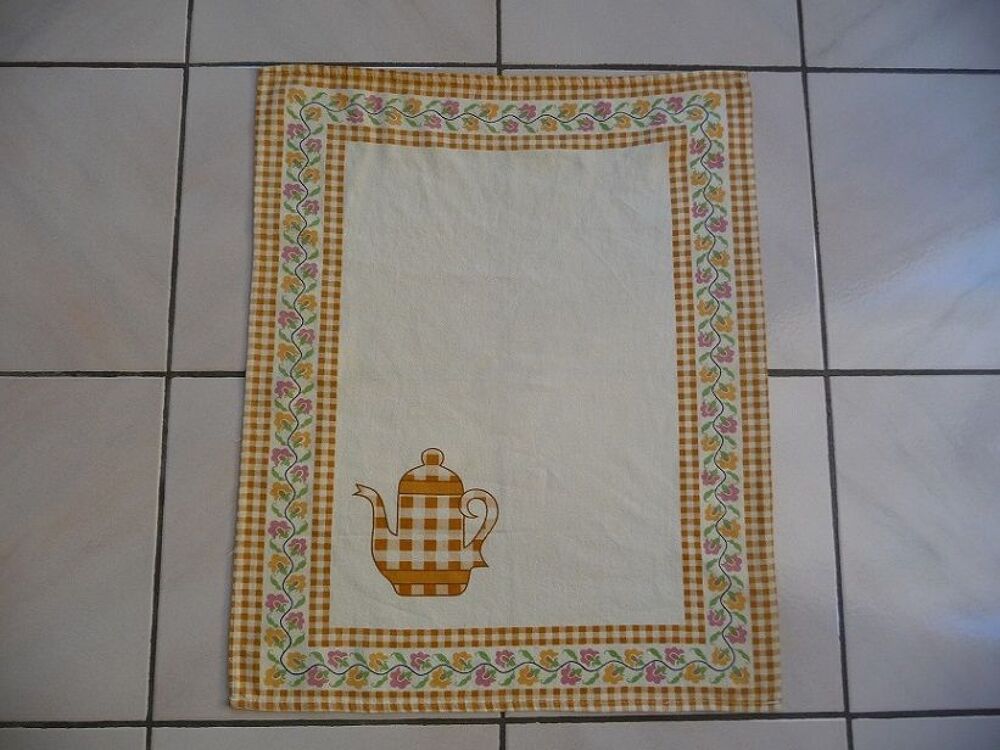 Torchon Fantaisie jaune motif cafeti&egrave;re - N E U F Cuisine