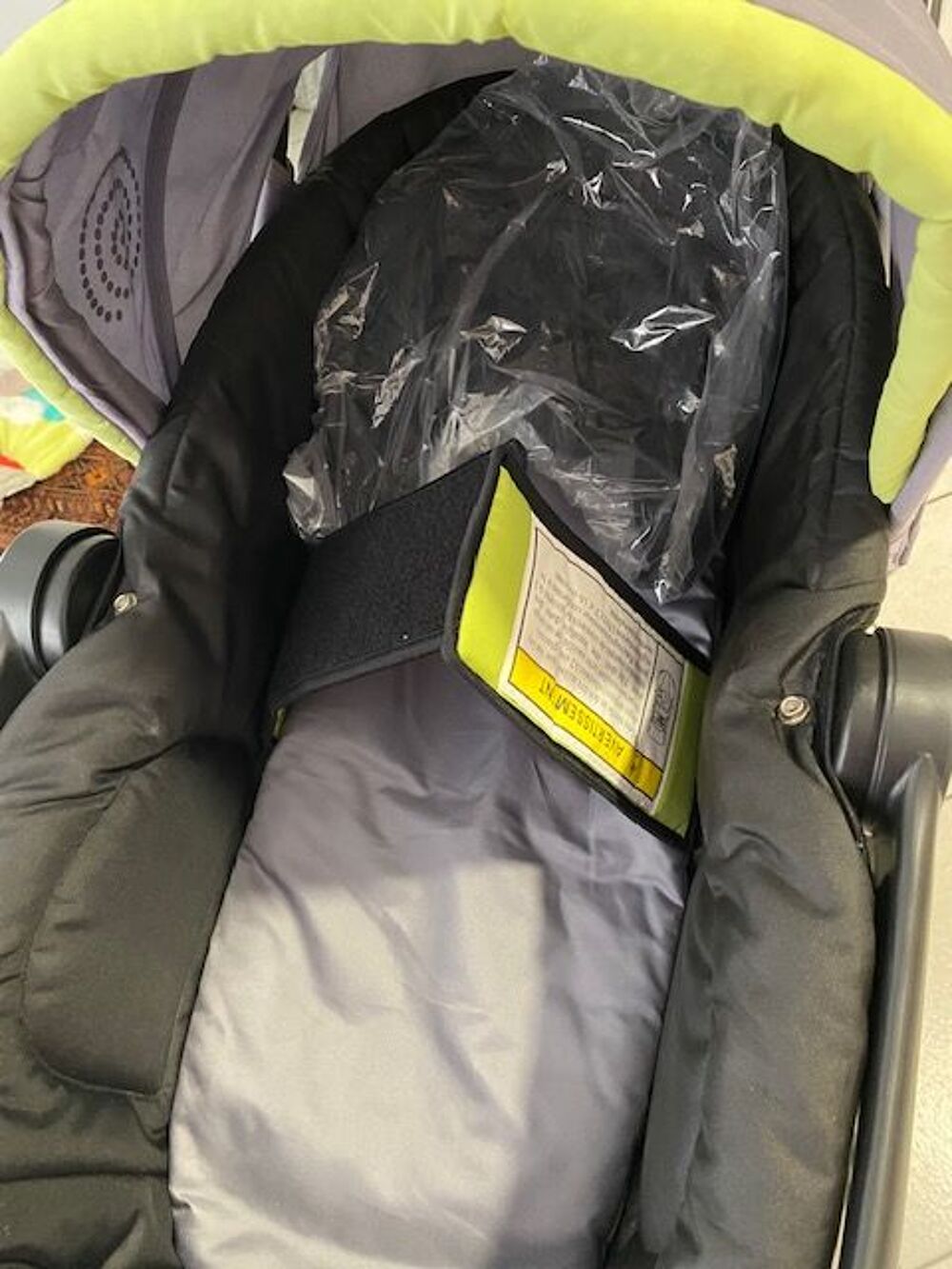 Nacelle, lit auto, base isofix &agrave; Montauban Pu�riculture