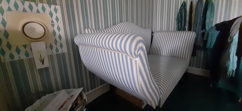 Banquette hirondelle napoleon 3 Meubles
