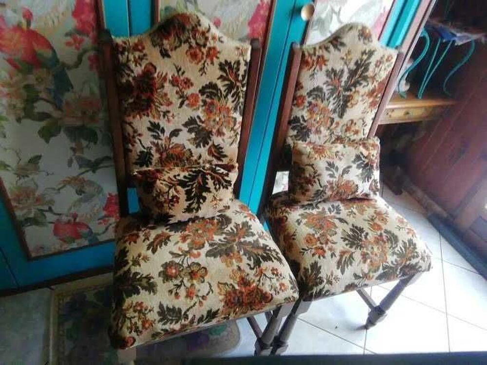 chaise bois et velours Meubles
