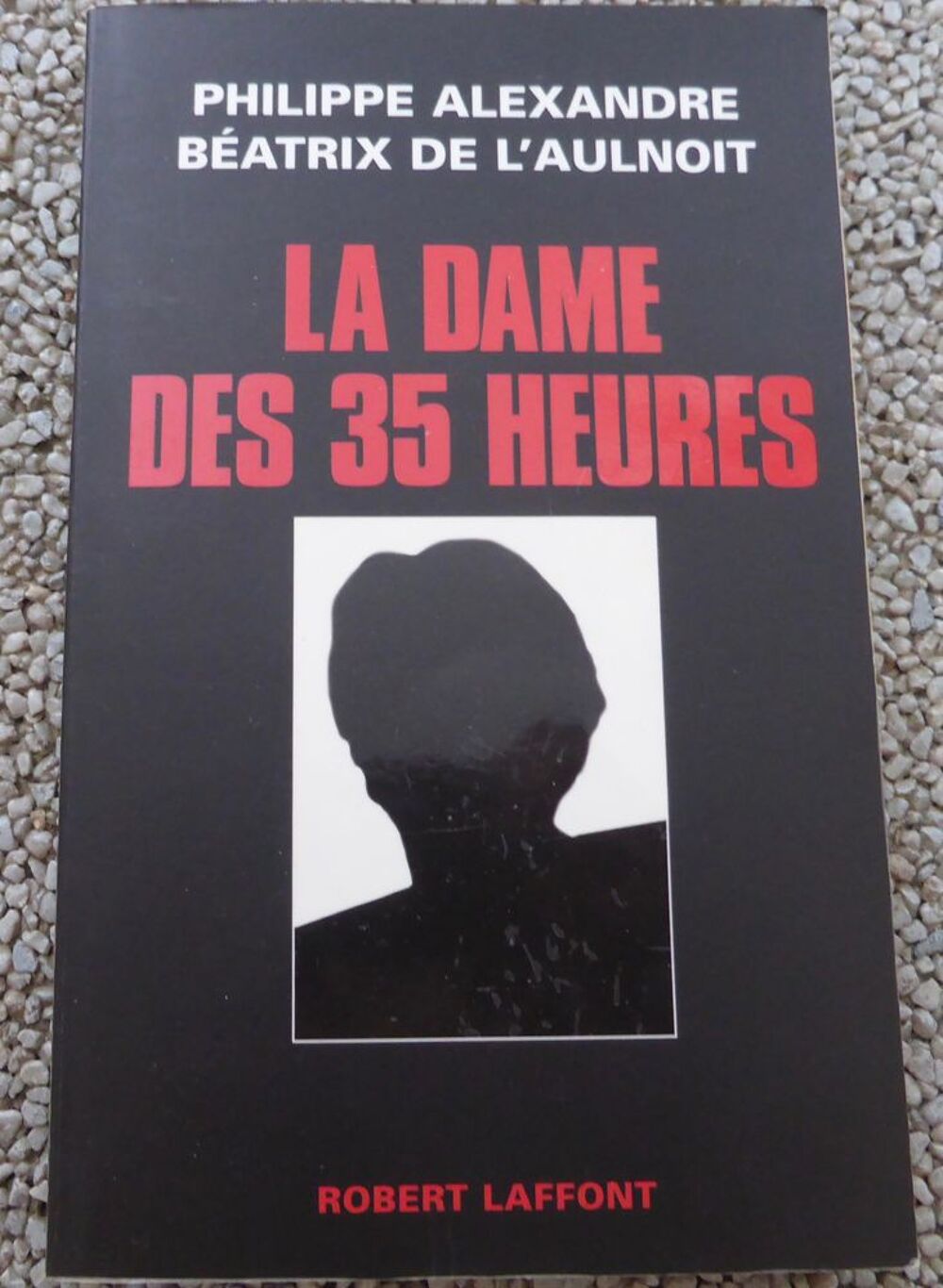 LA DAME DES 35 HEURES Livres et BD