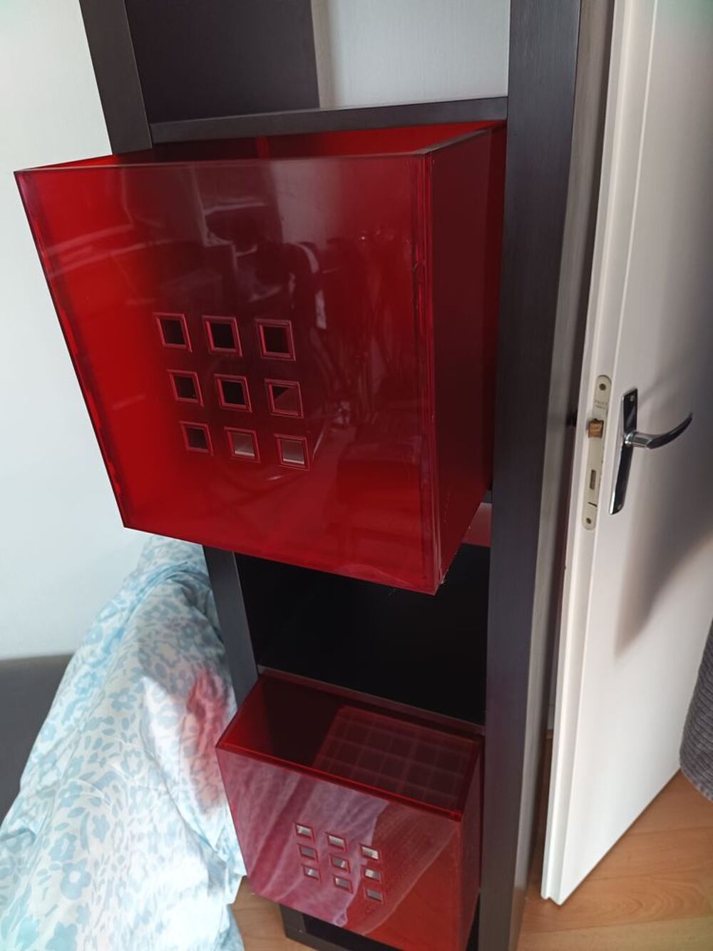 cette colonne de rangement IKEA avec 2 tiroirs Meubles