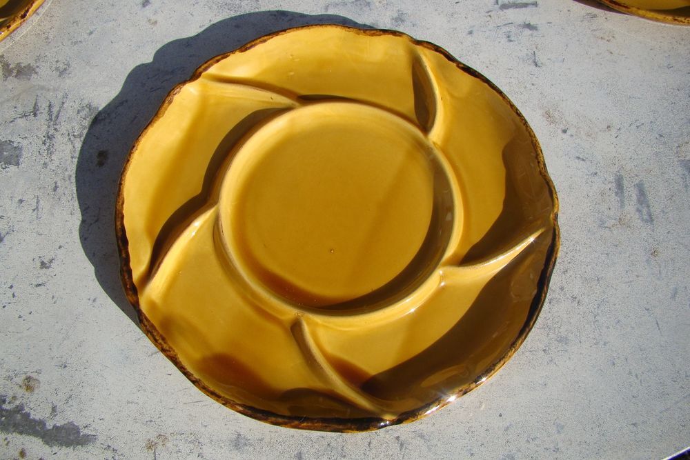 6 assiettes &agrave; fondue en fa&iuml;ence Haute-Provence ann&eacute;es 1980 Cuisine