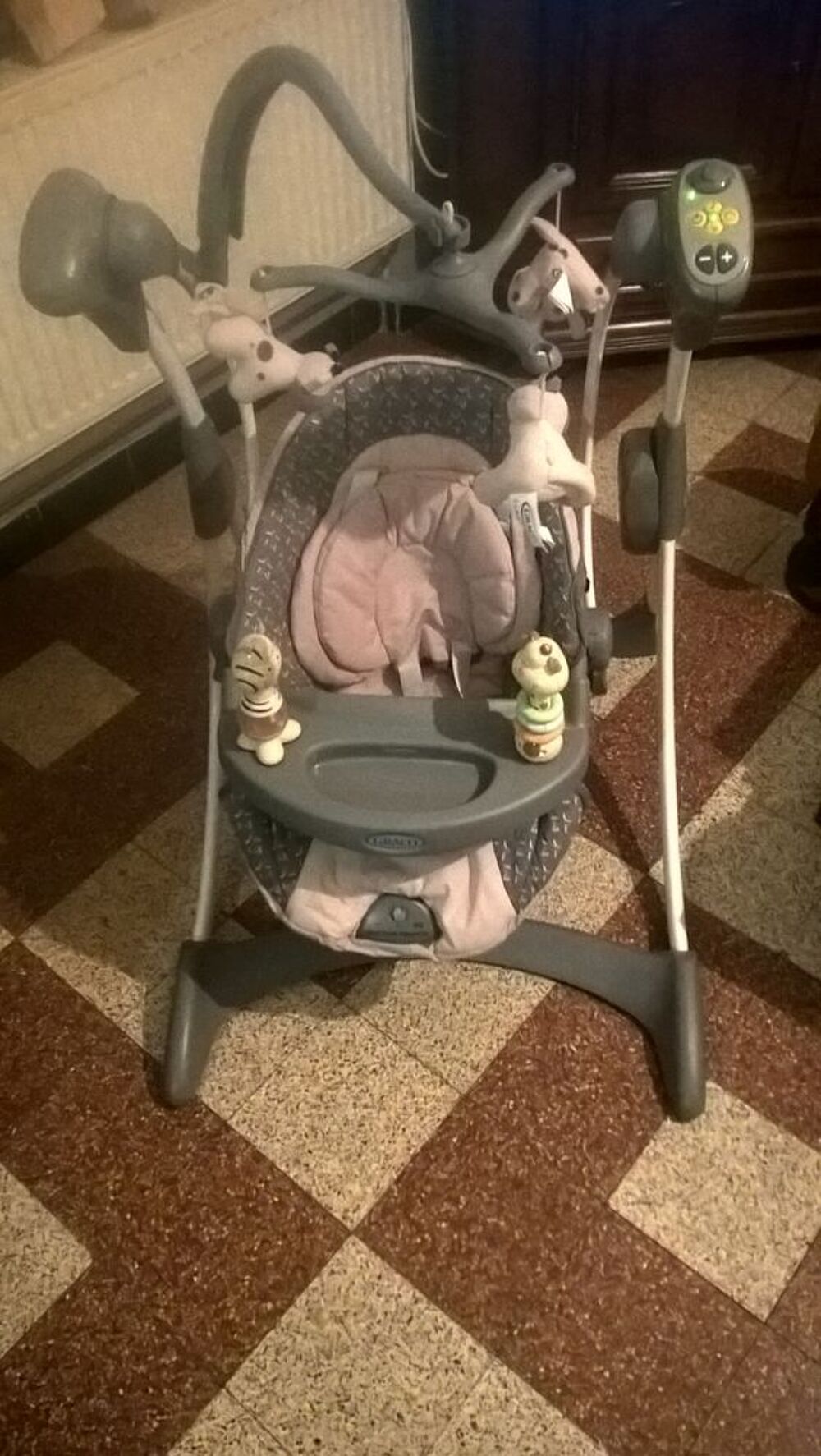 Balancelle b&eacute;b&eacute; GRACO. Puériculture