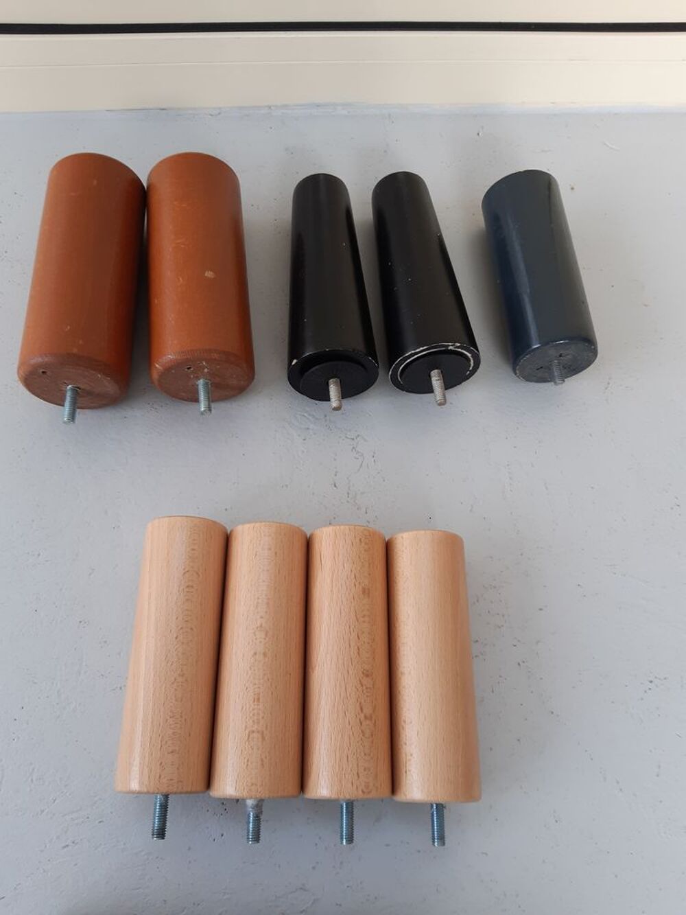 Lots Pieds de Lit Diff&eacute;rentes Tailles. Bricolage