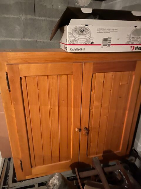 meuble pin 110 Vallieres-sur-fier (74)