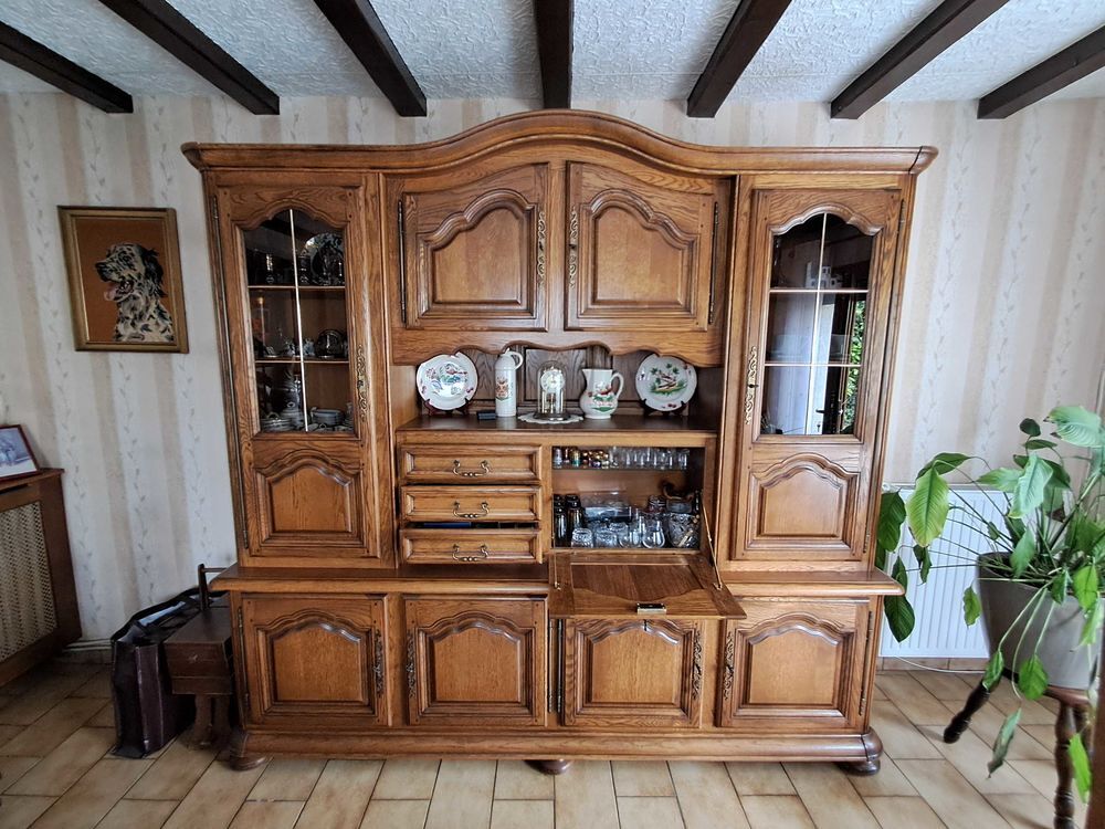 Buffet en ch&ecirc;ne massif Meubles
