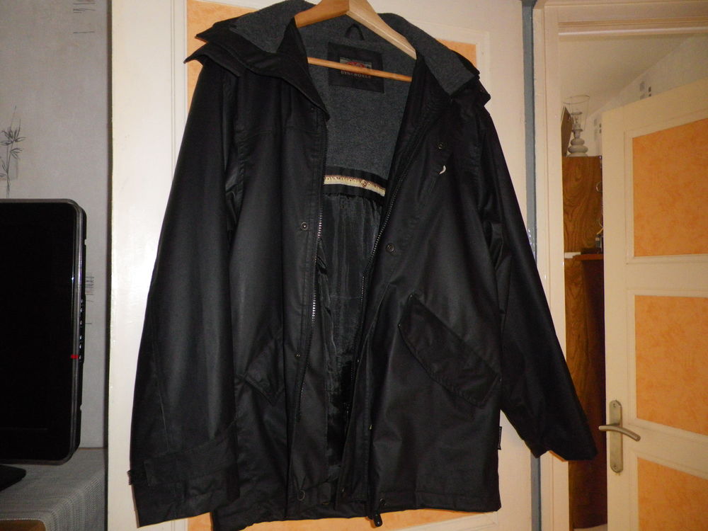 anorak cir&eacute; Vêtements