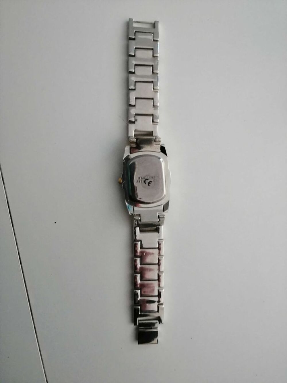 montre de la marque Steel Back Bijoux et montres
