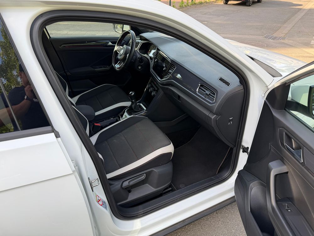 T-ROC T-Roc 1.5 TSI 150 EVO Start/Stop BVM6 R-Line 2020 occasion 94340 Joinville-le-Pont