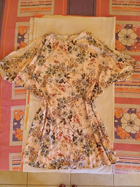 Robe fleurie 10 Bois de Nèfles Saint Paul (97)