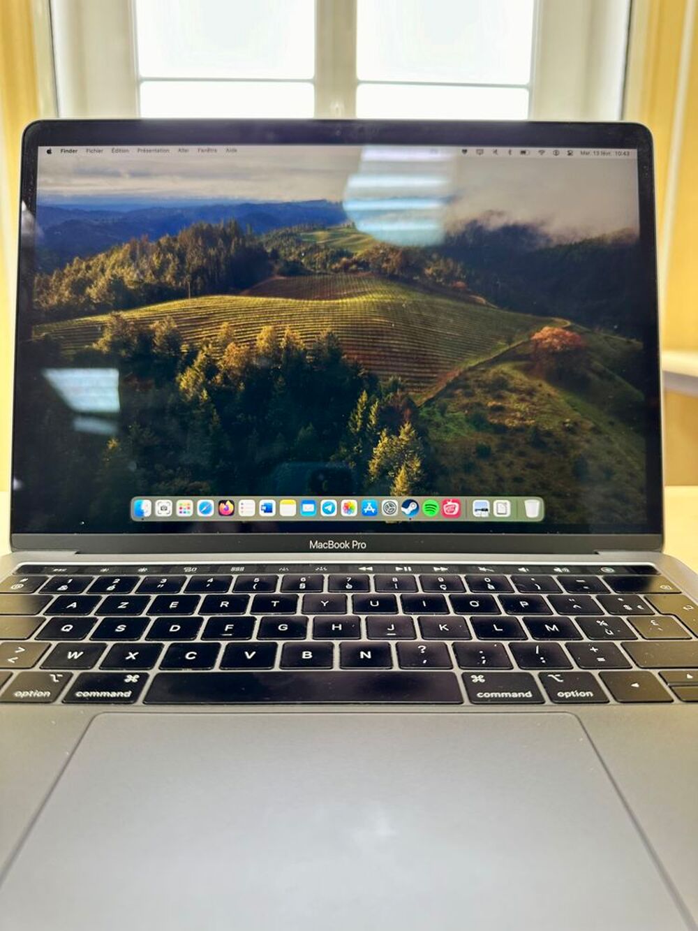 MacBook Pro 2019 13pouces Matériel informatique