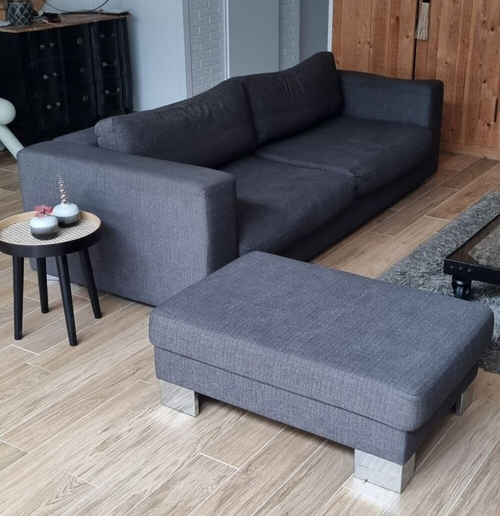 Canap&eacute; et pouf BO Concept Meubles