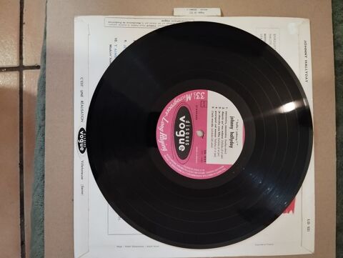 33t 25cm Johnny Hallyday vogue 100 Arras (62)