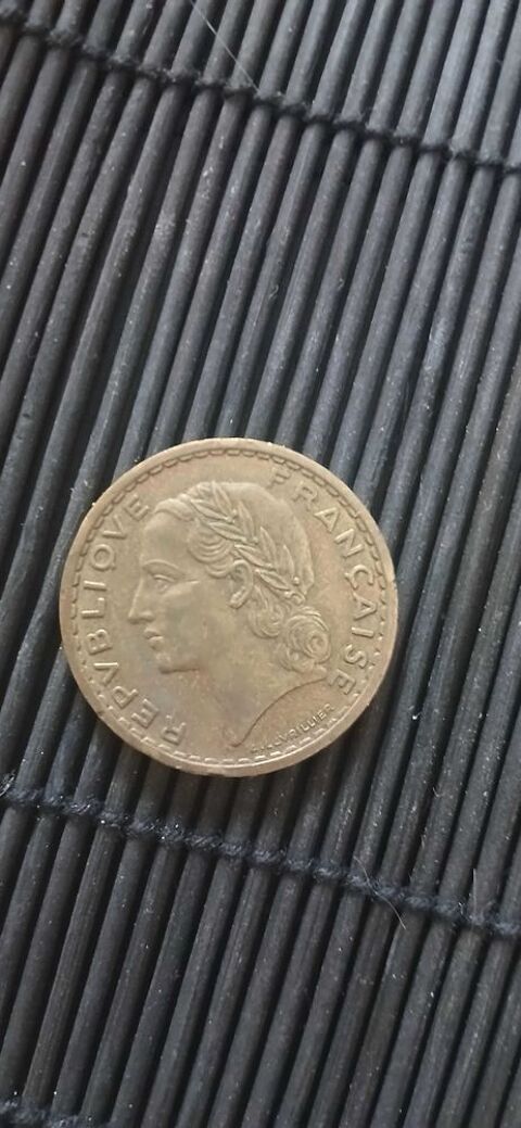 Pice de 5 francs de 1949 39 Plissanne (13)