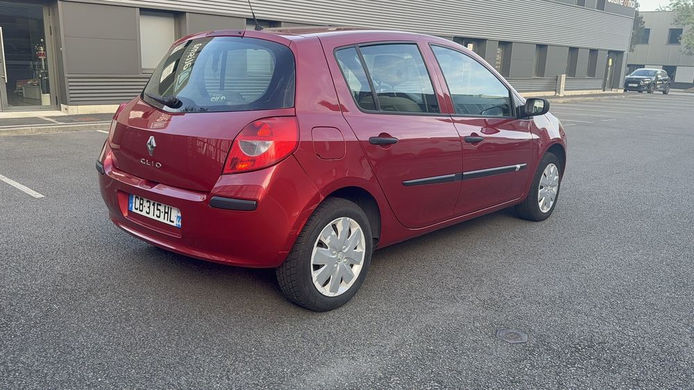 Clio III Clio 1.5 dCi 70 Authentique 2008 occasion 44470 Carquefou