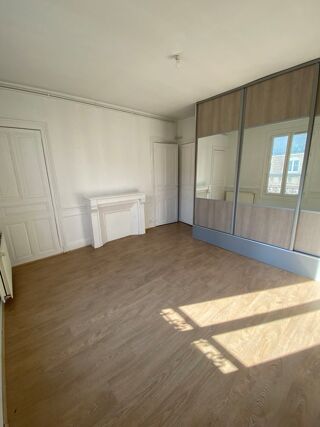  Appartement � louer 3 pi�ces 81 m�