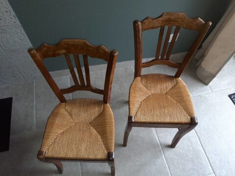 Chaises pailles 2 pices 20 Apremont (73)