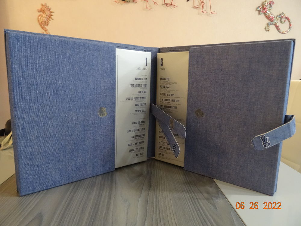 COFFRET COLLECTOR "johnny" CD et vinyles