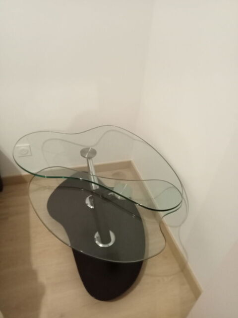 vendre table basse 150 Saint-Brice-en-Coglès (35)