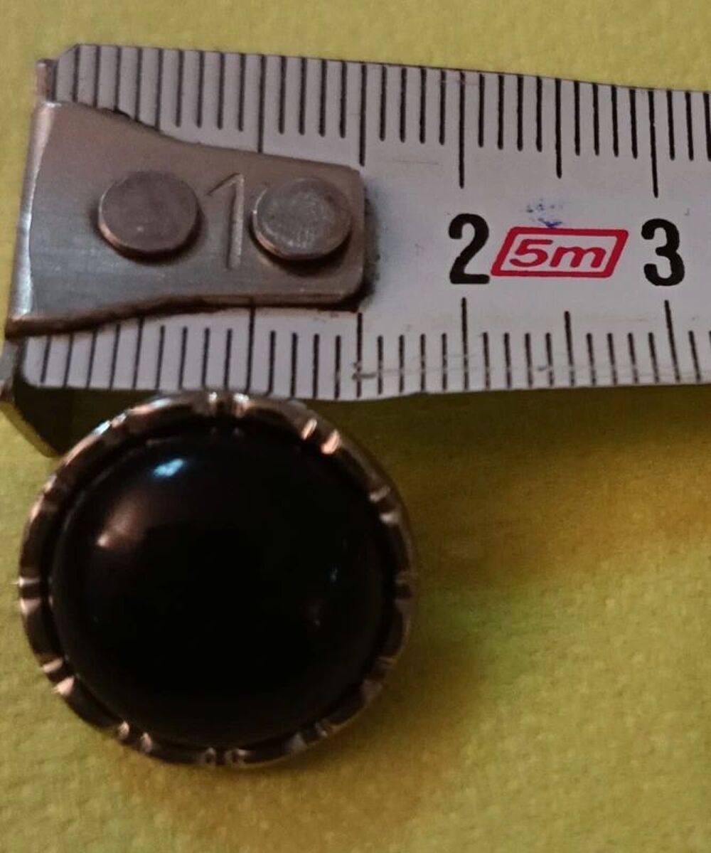 Lot De 19 Boutons Vintage Violet à 2 Trous - Diamètre 1,7 Cm - Réf 175 - Occasion France