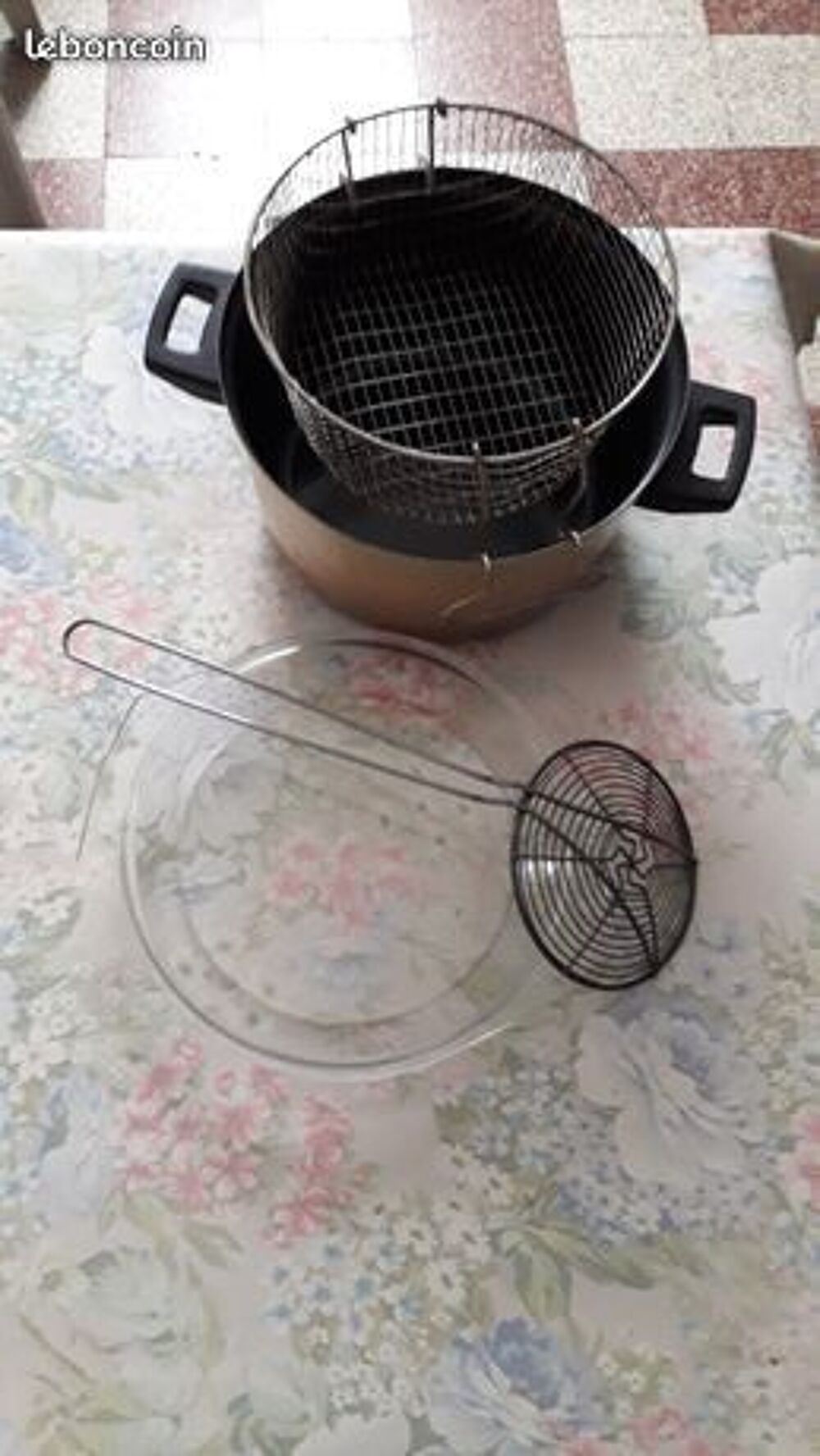 Friteuse &eacute;maill&eacute;e + &eacute;cumoire "araign&eacute;e". Electroménager