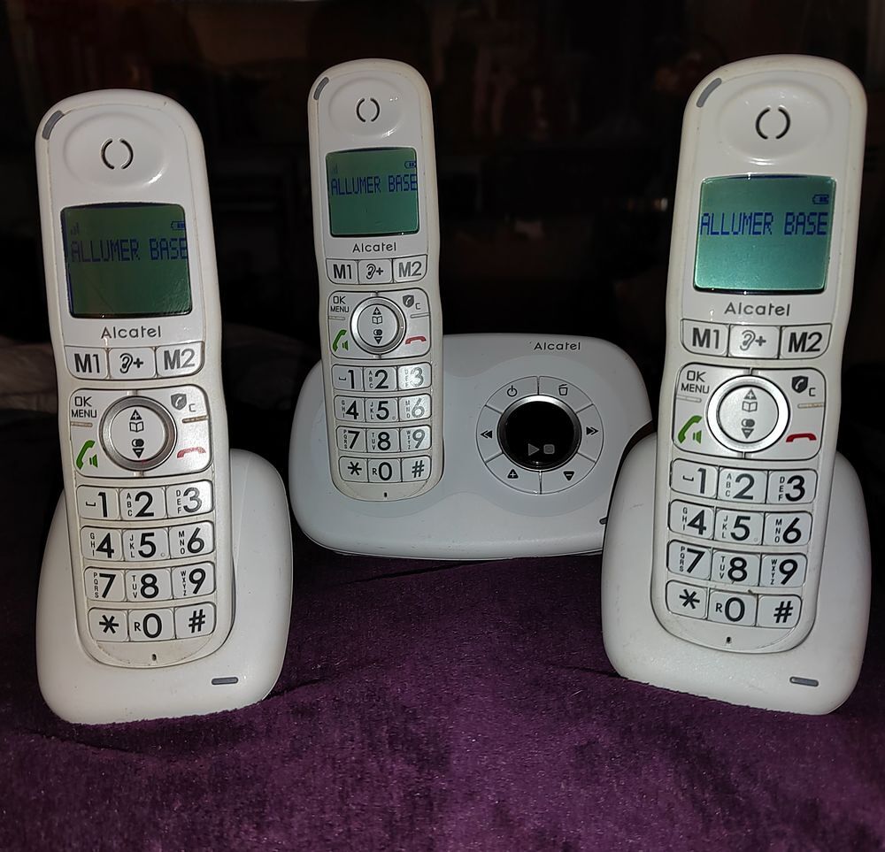 TELEPHONE FIXE SANS FIL ALCATEL XL585 VOICE TRIO BLANC Téléphones et tablettes