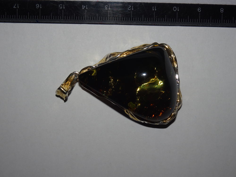 Pendentif en ambre de la Baltique Bijoux et montres