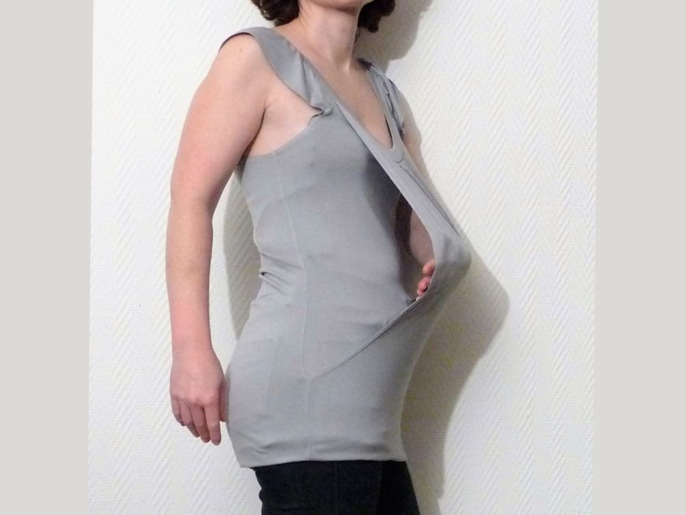 Top/ Tee Shirt Gris Bleut&eacute;- Taille Unique- So Kitsch Vêtements