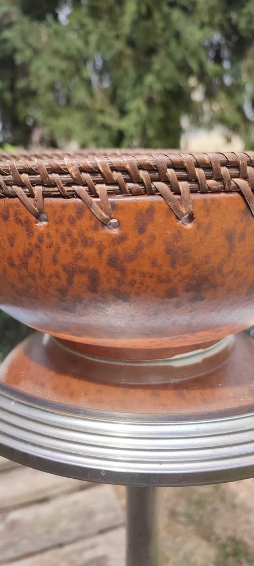 Coupe poterie Rinjani Lombok Indon&eacute;sie Argile et rotin 