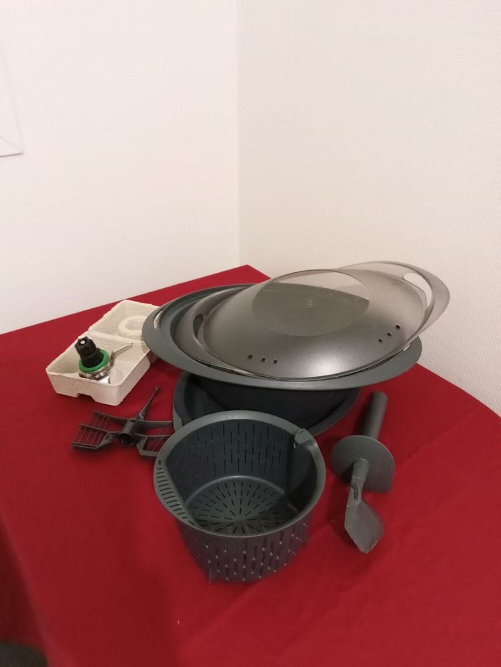 Thermomix TM5 Blanc avec accessoires Electroménager