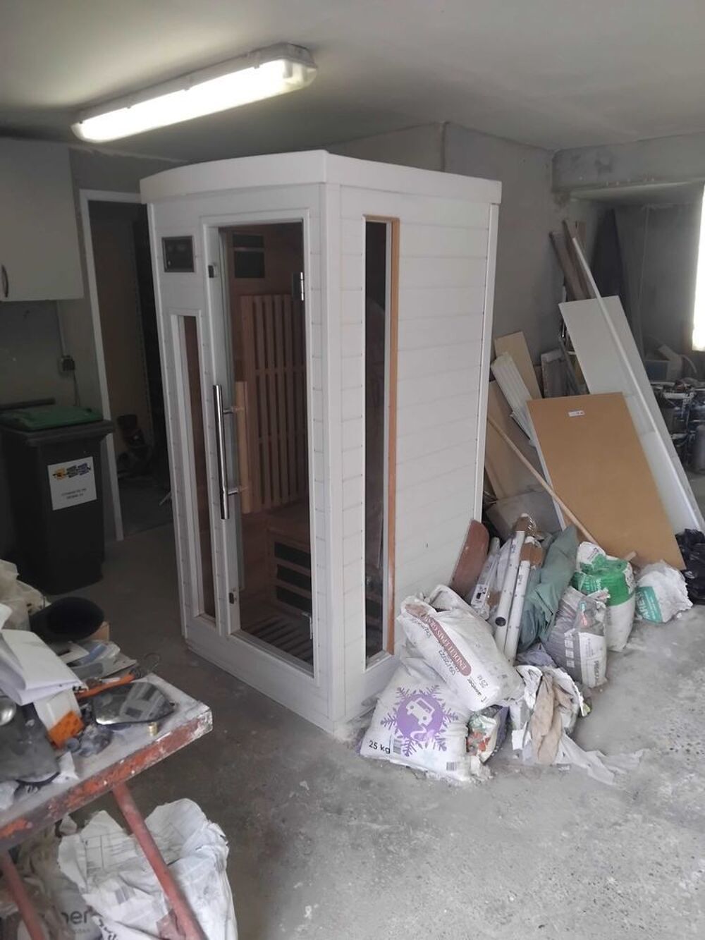 Sauna infrarouge panneaux carbone 2050w 2 places . Electroménager