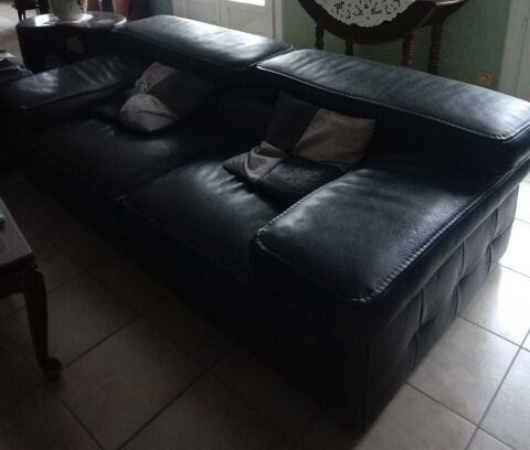 Canap� cuir 2,5 places 1000 La Chapelle-Launay (44)