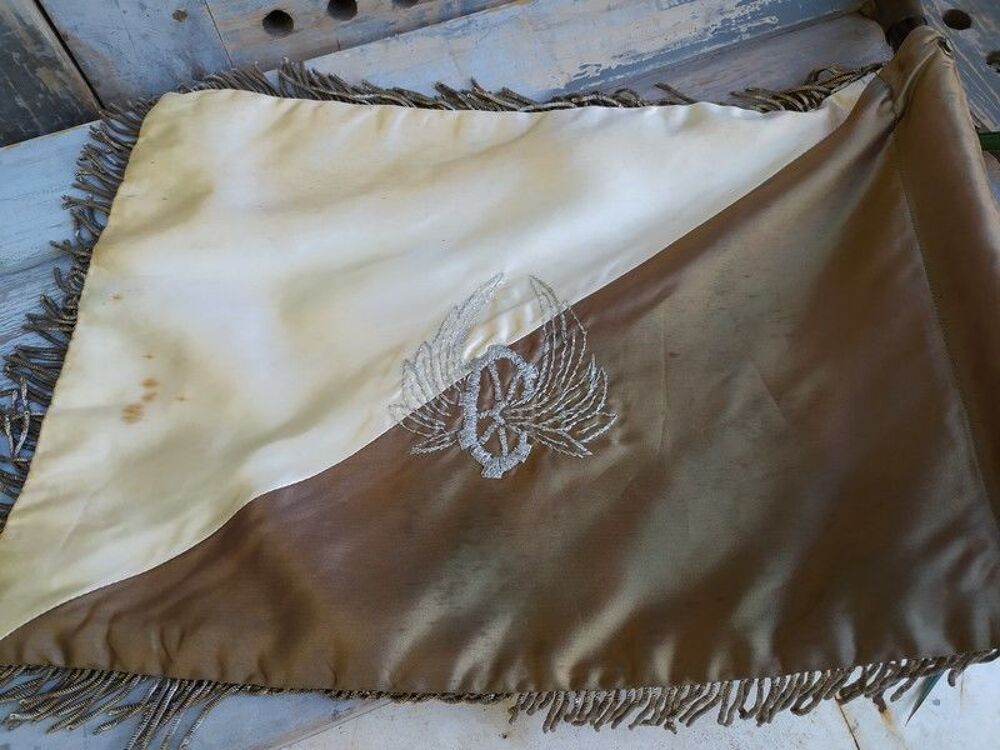 Drapeau Militaire &Eacute;tendard 511e RT 11e Escadron Coloniale 