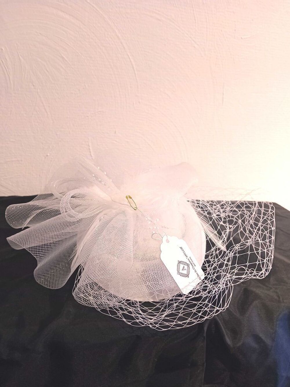 &eth;ŸOE&iquest; Bridal Hat / Weddings Hat Chapeau Bibi De mari&eacute;e/ de mariages et c&eacute;r&eacute;monies Vêtements