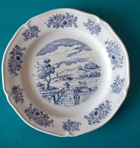  Assiette d�corative de GIEN France (campagne, fermier) 8 Montauban (82)