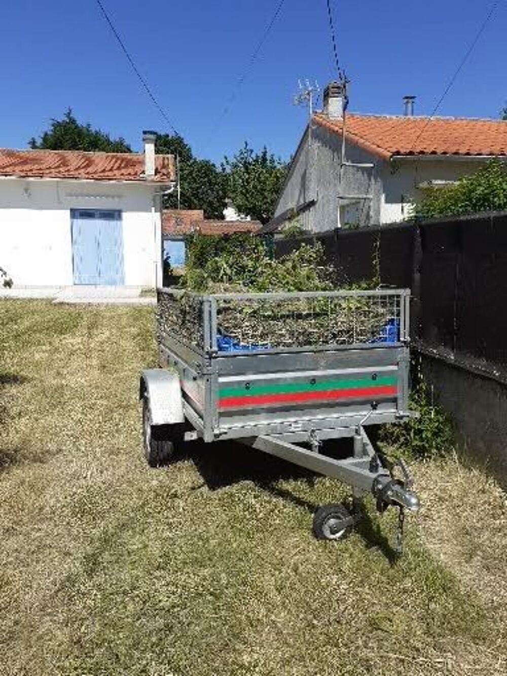 A SAISIR lot de mat&eacute;riels de jardinage Jardin