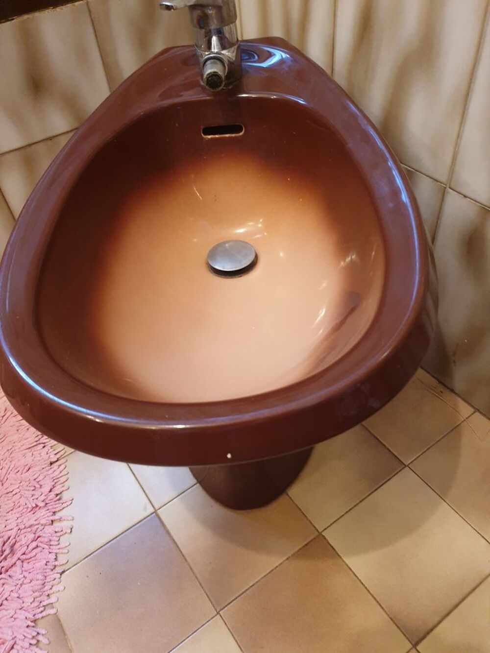 El&eacute;ments de salle de bains :
Bricolage